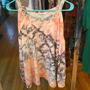 Exposed shoulder tie dye top